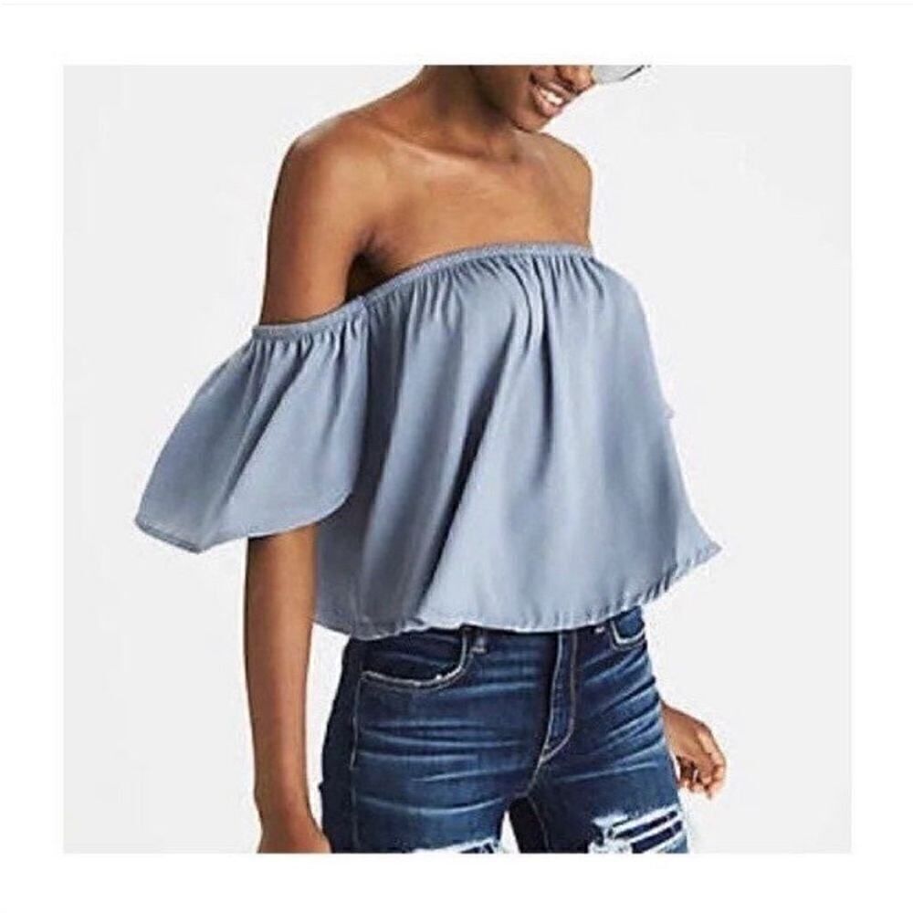 AMERICAN EAGLE OUTFITTERS Off The Shoulder Silver Blouse Size XS